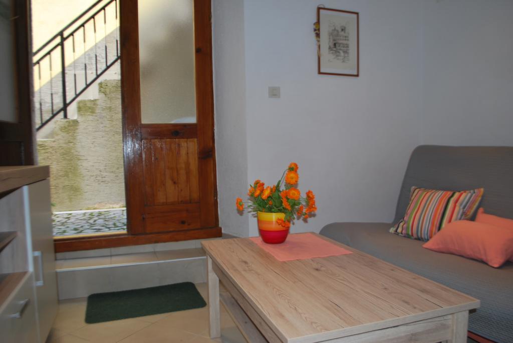 Apartment Lucija Cres Zewnętrze zdjęcie